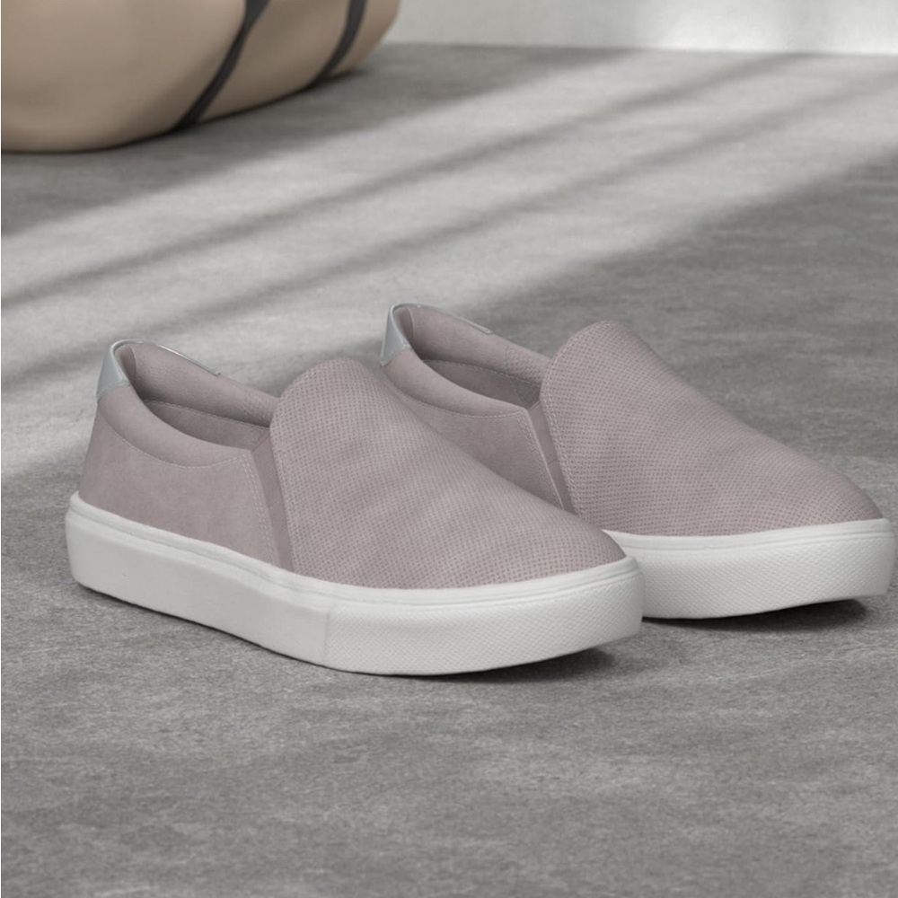 Dr Scholl’s Nova Slip on Sneakers, Gray, Brand New in Box